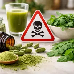Attention au danger du moringa : pilules, poudre, jus et feuilles, avec un panneau de danger.