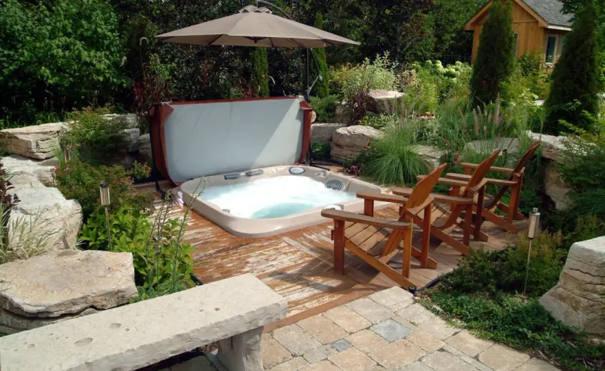 Aménagement spa gonflable - Créez un coin détente parfait